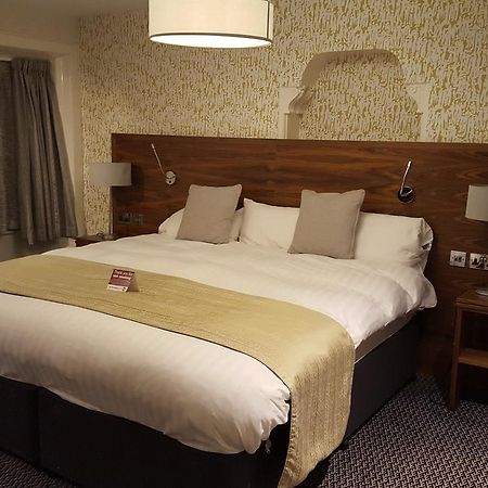 The Cross Keys Hotel Peebles Eksteriør billede