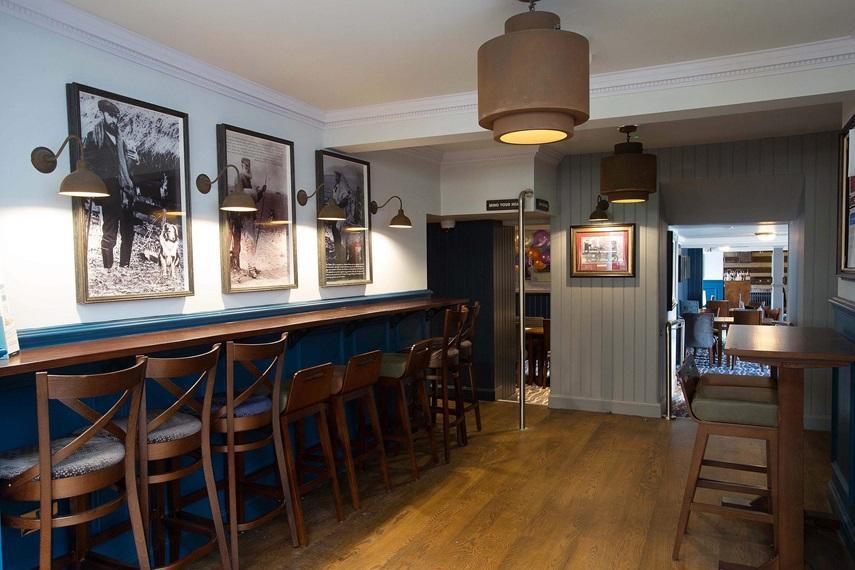 The Cross Keys Hotel Peebles Eksteriør billede
