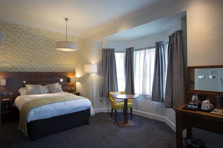 The Cross Keys Hotel Peebles Eksteriør billede